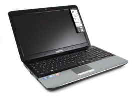 החלפת מסך למחשב נייד סמסונג NP-R580 NP-R540